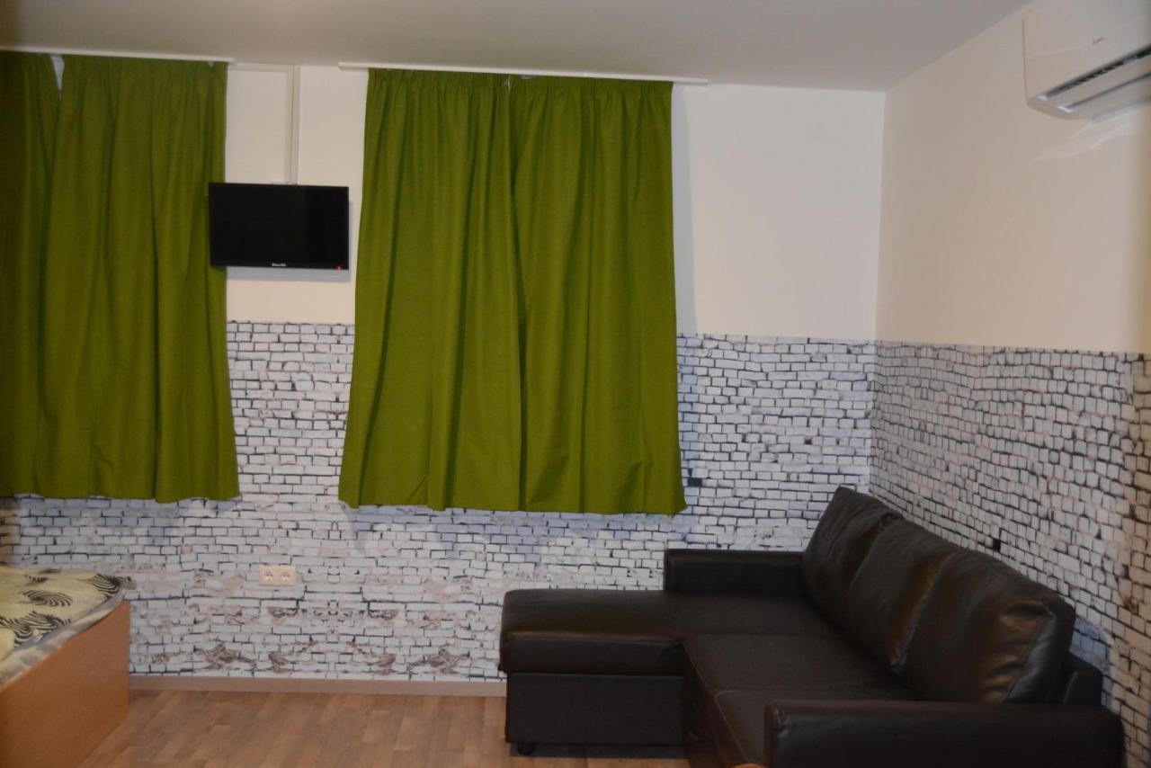 Kid Familia Panzio Balatonszarszo Bed & Breakfast Dış mekan fotoğraf