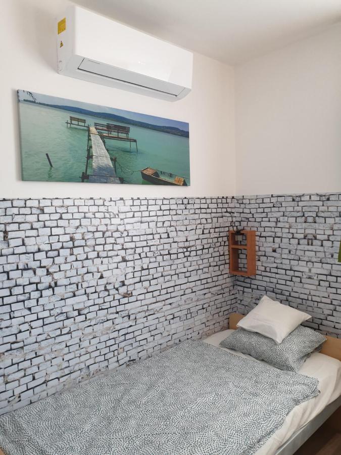 Kid Familia Panzio Balatonszarszo Bed & Breakfast Dış mekan fotoğraf