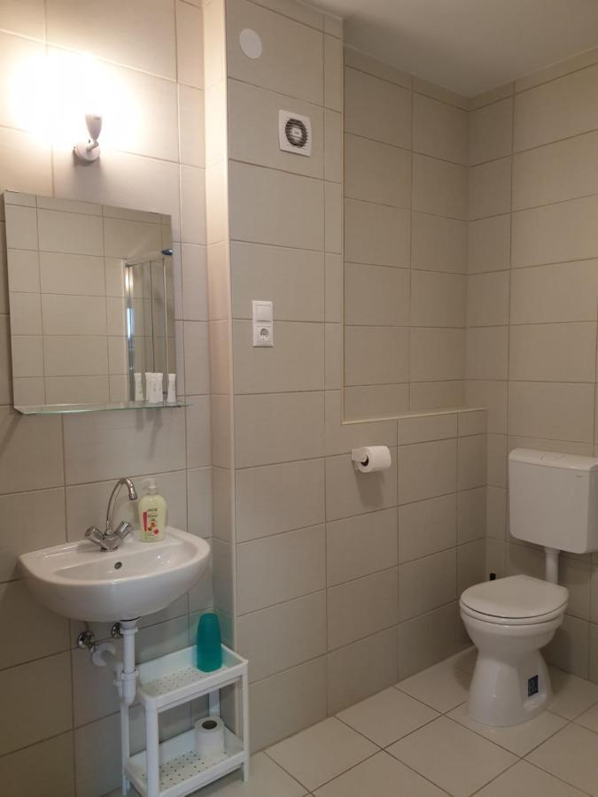 Kid Familia Panzio Balatonszarszo Bed & Breakfast Dış mekan fotoğraf