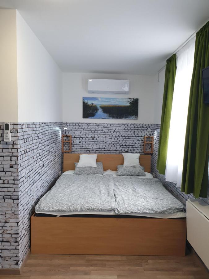 Kid Familia Panzio Balatonszarszo Bed & Breakfast Dış mekan fotoğraf