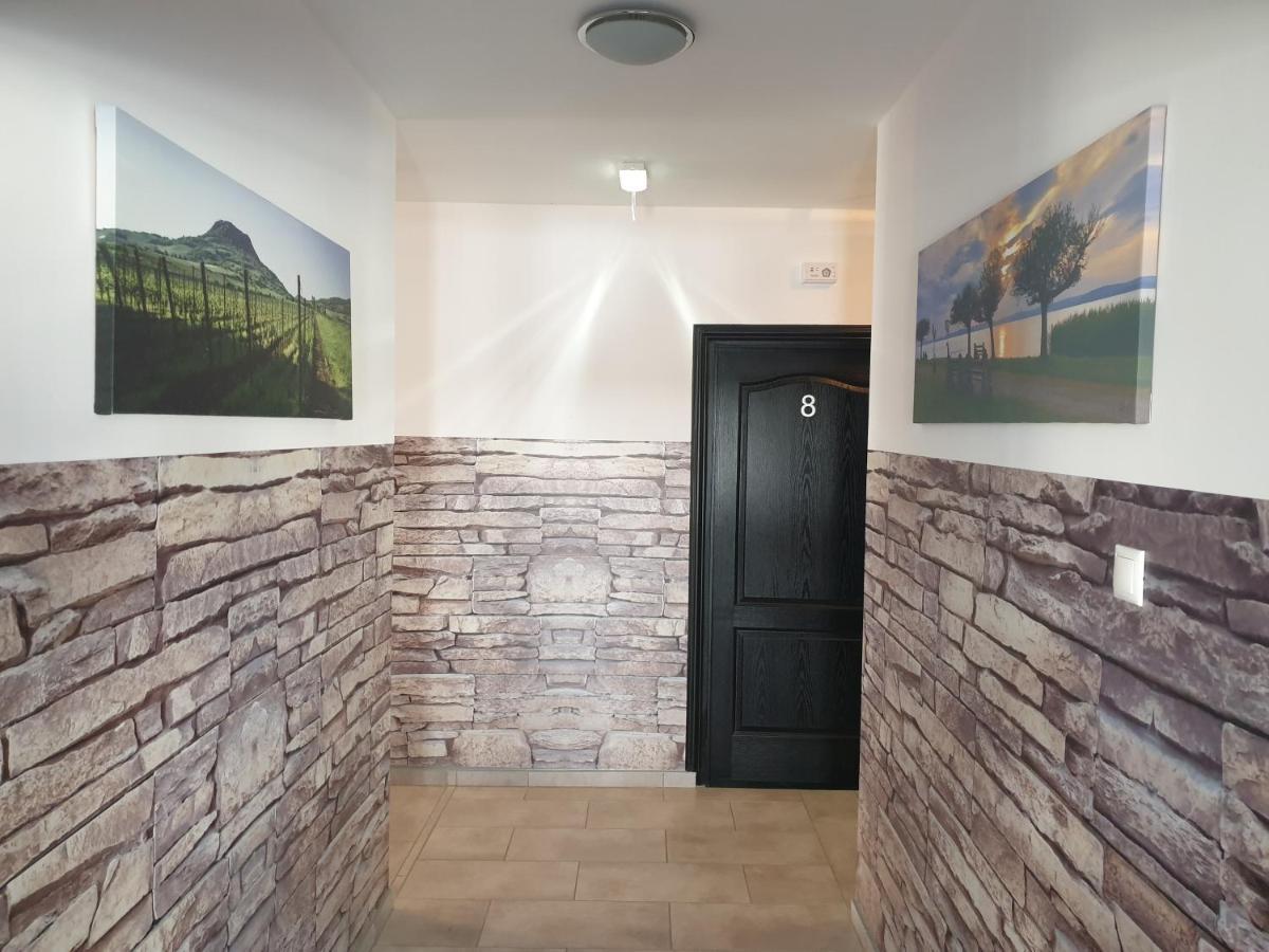 Kid Familia Panzio Balatonszarszo Bed & Breakfast Dış mekan fotoğraf
