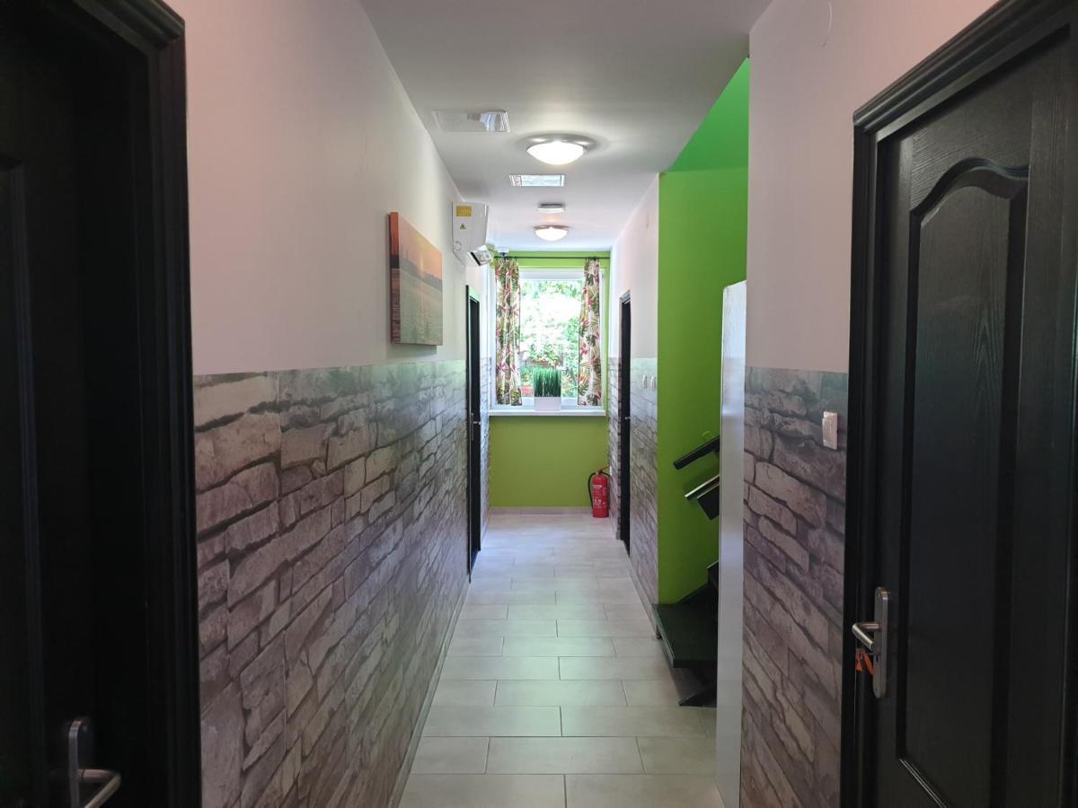 Kid Familia Panzio Balatonszarszo Bed & Breakfast Dış mekan fotoğraf