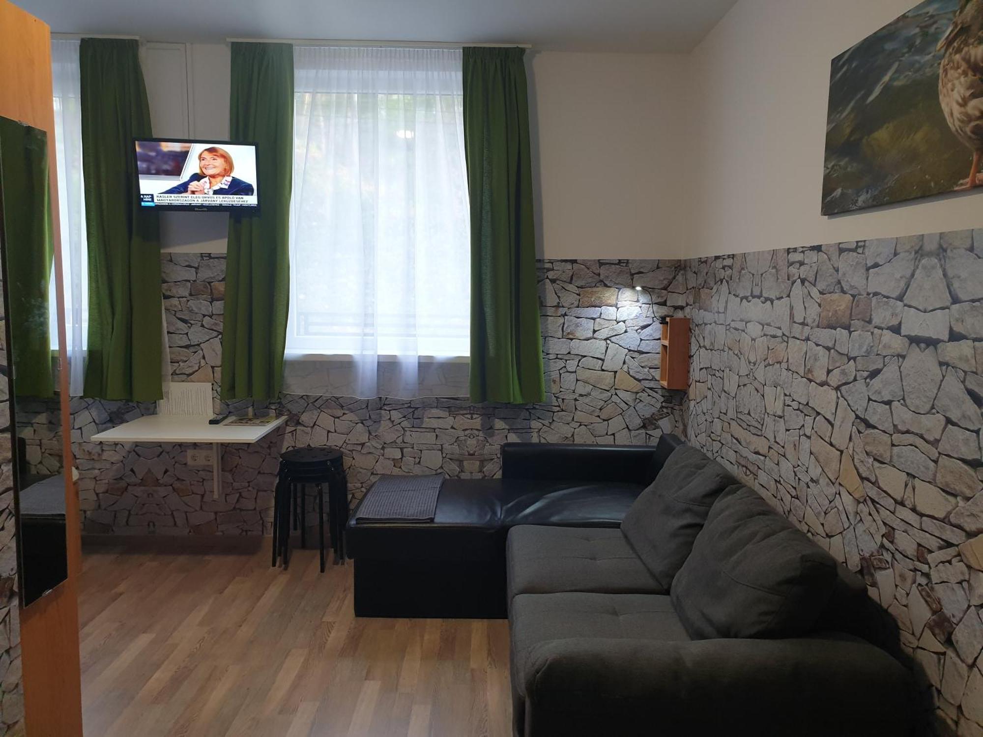 Kid Familia Panzio Balatonszarszo Bed & Breakfast Dış mekan fotoğraf